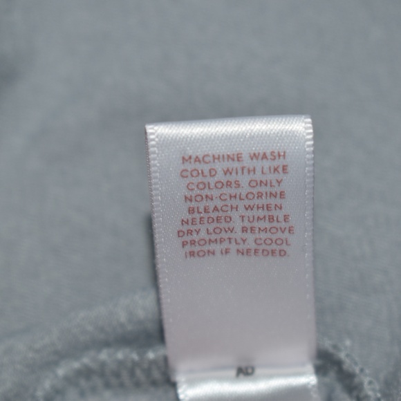 BELL SLEEVE TOP - Picture 2 of 6